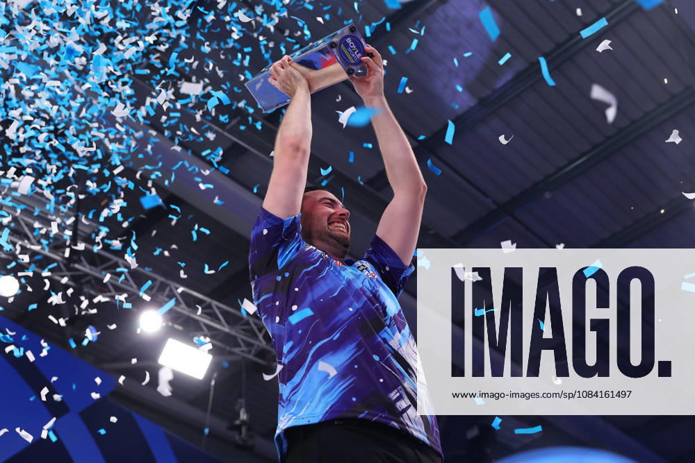 2026 BOYLE Sports World Grand Prix England s Luke Humphries celebrates winning the 2026 Boyle Sports World Grand Prix Final after the 2026 Boyle Sports World Grand Prix Final at Mattioli Arena, Leicester, United Kingdom on 4 October 2026 Credit: Ryan Crockett Every Second Media Editorial use only. All images are copyright Every Second Media Limited. No images may be reproduced without prior permission.