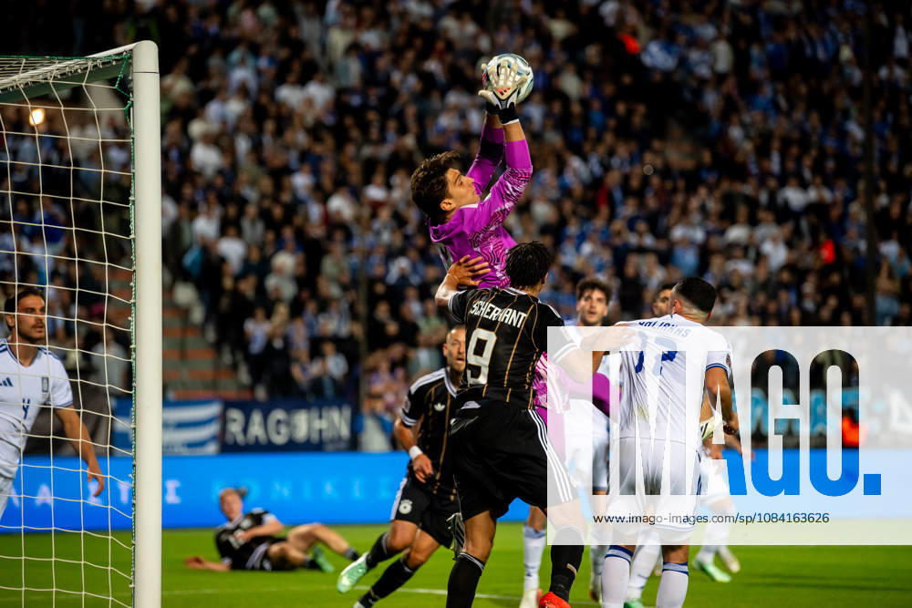 Kostas Tzolakis Derry Scherhant seen during UEFA Nations League Division A game between National Teams of Greece and Germany (Jacek Prondzynski Ball Raw Images) Thessaloniki Greece, Thessaloniki Greece