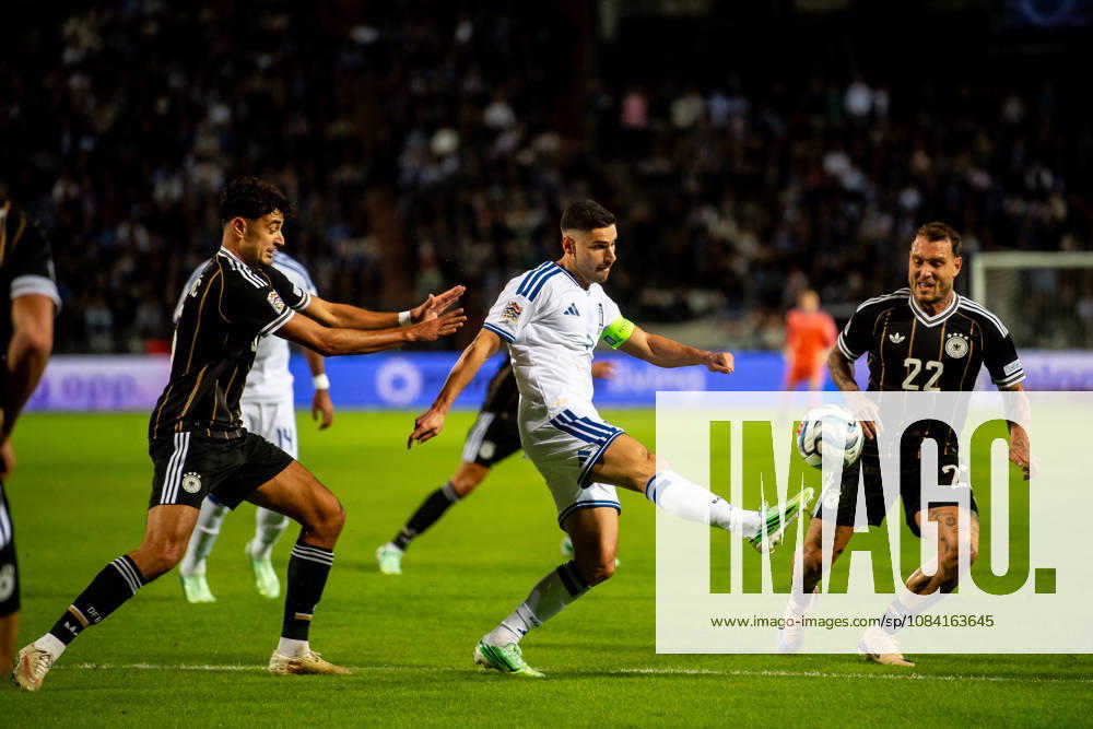 Aleksandar Pavlovic Giorgos Masouras David Raum seen during UEFA Nations League Division A game between National Teams of Greece and Germany (Jacek Prondzynski Ball Raw Images) Thessaloniki Greece, Thessaloniki Greece