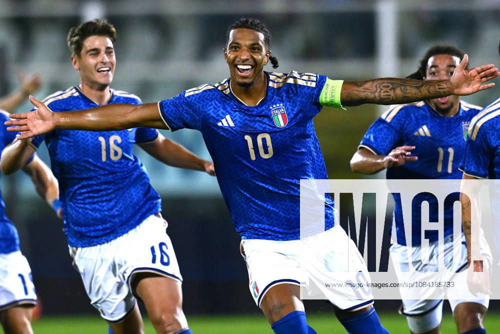 As Pescara 05 10 2026 - qualificazione Europeo 2027 U21, U 21 Italia-Polonia foto Antonello Sammarco Image nella foto: esultanza gol Cher Ndour