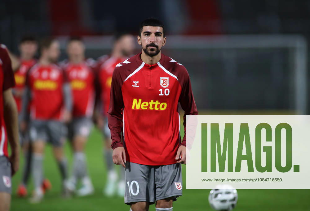 Soccer, Men s, Toto Cup, Quarterfinals, 2026–2027 Season, SpVgg Unterhaching vs. SSV Jahn Regensburg, Sportpark Unterhaching, Nassim Boujellab of SSV Jahn Regensburg warming up