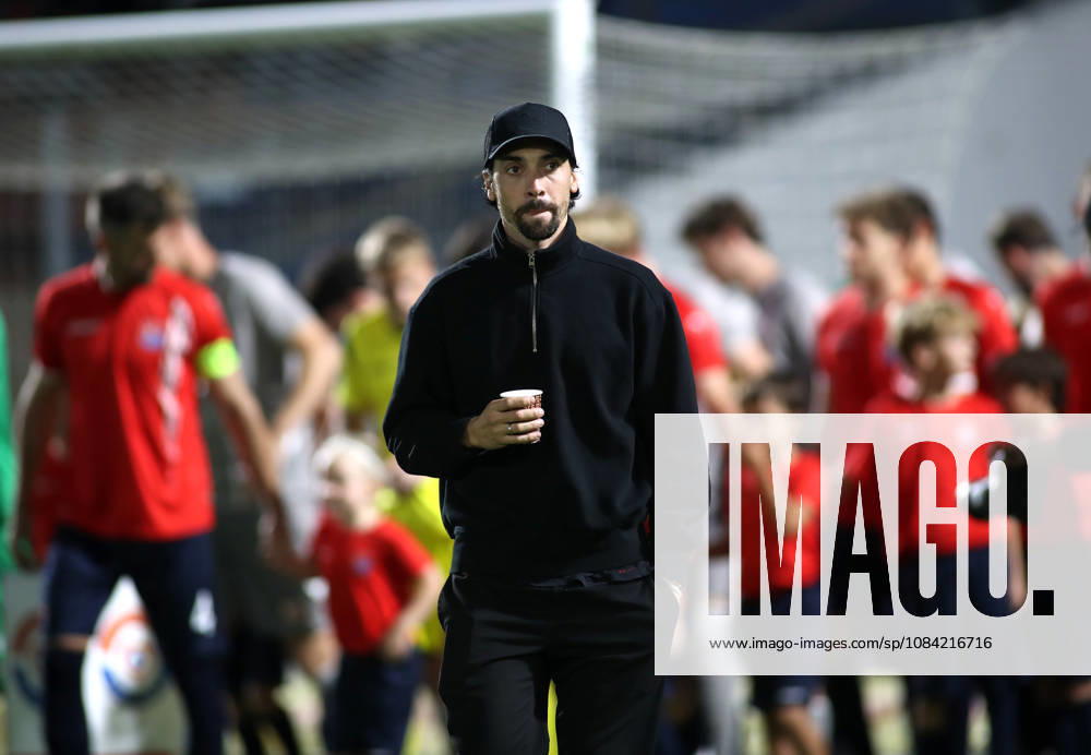 Soccer, Men s, Toto Cup, Quarterfinals, 2026–2027 Season, SpVgg Unterhaching vs. SSV Jahn Regensburg, Sportpark Unterhaching, Markus Schwabl, SpVgg Unterhaching, Head, Upper Body
