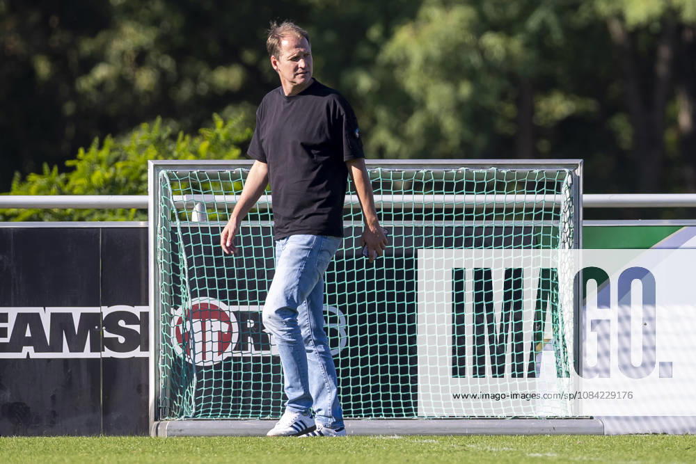 Soccer, FC Schalke 04 Training Session; Till Beckmann, Administrative Director of the NLZ, FC Schalke 04, Gelsenkirchen; FC Schalke 04 Training Facility, North Rhine-Westphalia, Germany; xRHR PHOTO YYx