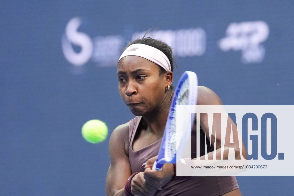 (261007) -- BEIJING, Oct. 7, 2026 -- Coco Gauff competes during the women s singles fourth round match between Coco Gauff of the United States and Elise Mertens of Belgium at 2026 China Open tennis tournament in Beijing, China, Oct. 7, 2026. ) (SP)CHINA-BEIJING-TENNIS-CHINA OPEN-WOMEN S SINGLES (CN) JuxHuanzong