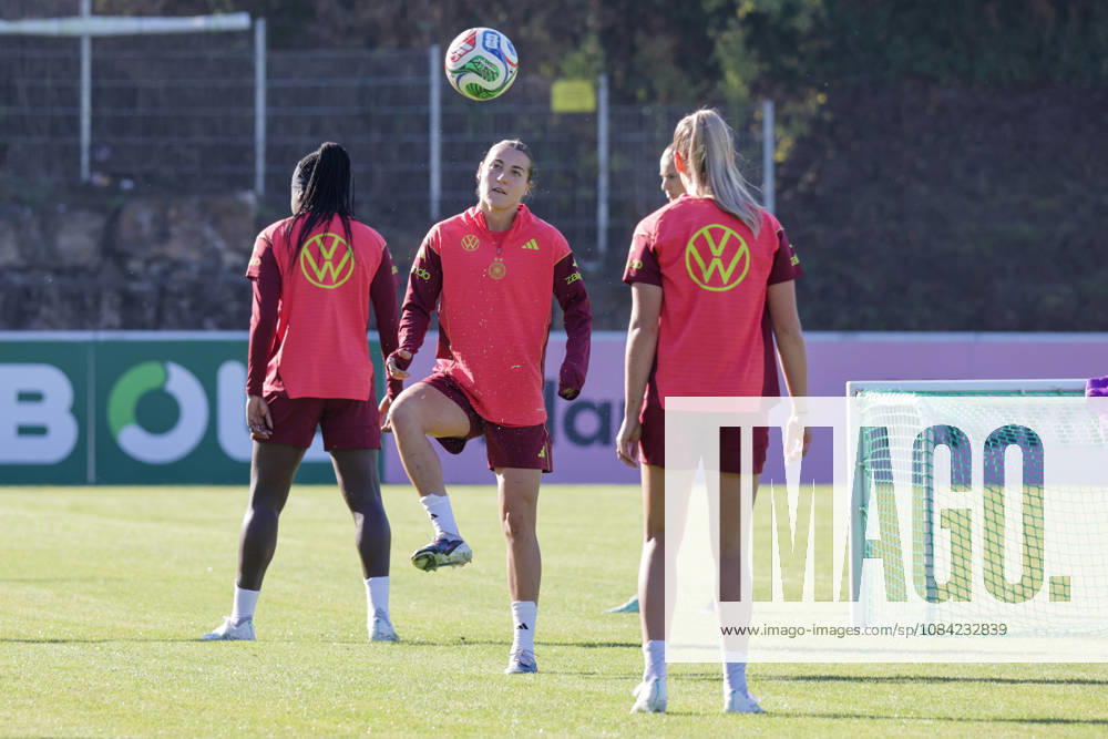DFB Soccer Media Events, German Women s National Team Training, photo by Carlotta Wamser, German Women s National Team, Eppelheim
