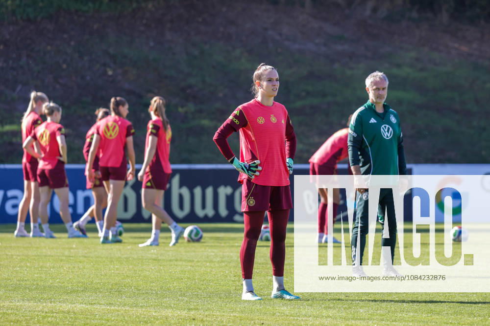DFB Soccer Media Events, German Women s National Team Training, photo by Ena Mahmutovic, Christian Wück, German Women s National Team, Eppelheim