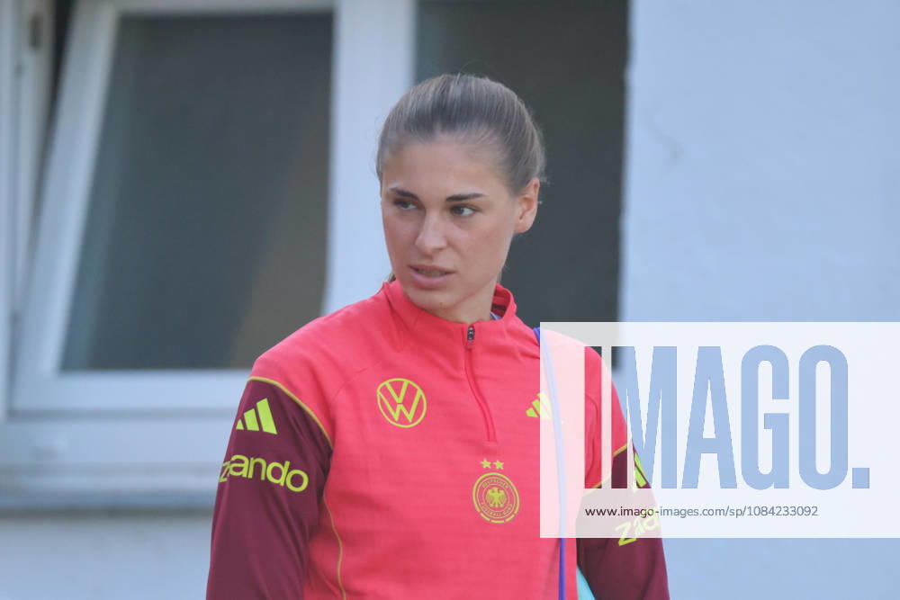 German Women s National Soccer Team Training Friendly Match: Germany vs. Australia Pictured: Jule Brand, Germany