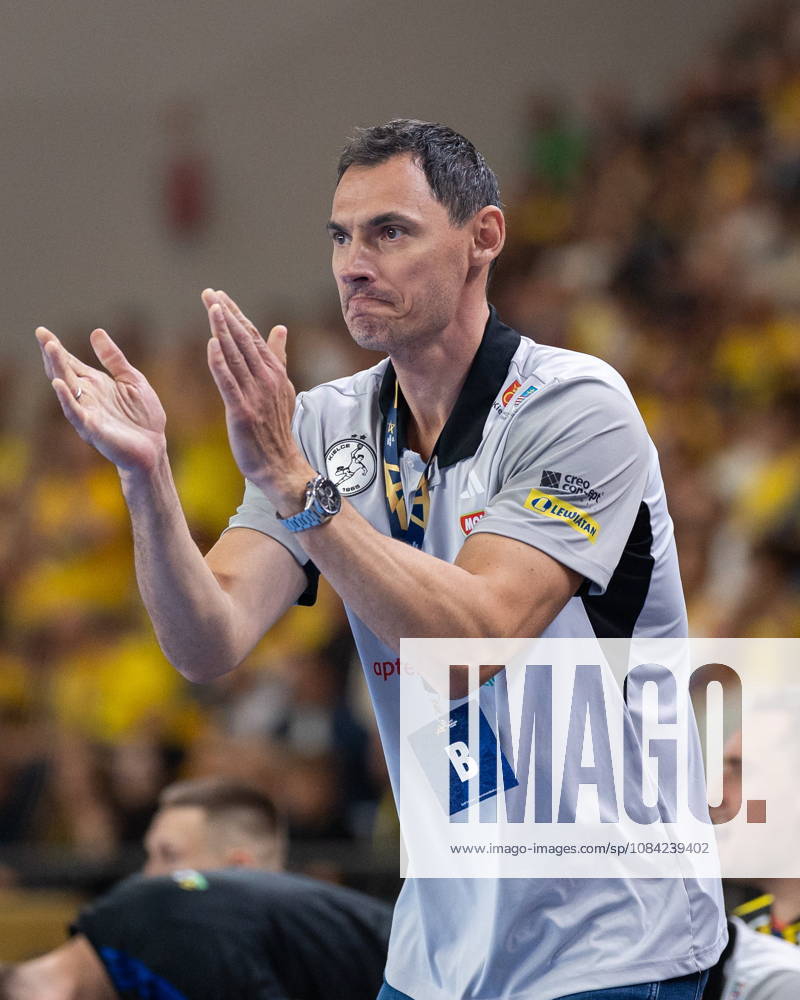 Krzysztof Lijewski during the EHF Champions League Group F match between Industria Kielce nad SC Magdeburg at Hala Legionow on October 2, 2026 in Kielce, Poland --- Pilka reczna. EHF Liga Mistrzow. Industria Kielce - SC Magdeburg. (Photo by Igor Jakubowski Arena Akcji) NEWSPIX.PL --- newspix.pl
