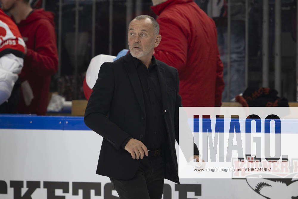 CHL Kölner Haie vs. Herning Blue Fox, Cologne, October 7, 2026 Thomas Berglund, Head Coach of the Kölner Haie, CHL Kölner Haie vs. Herning Blue Fox on October 7, 2026, at the Lanxess Arena in Cologne, Germany