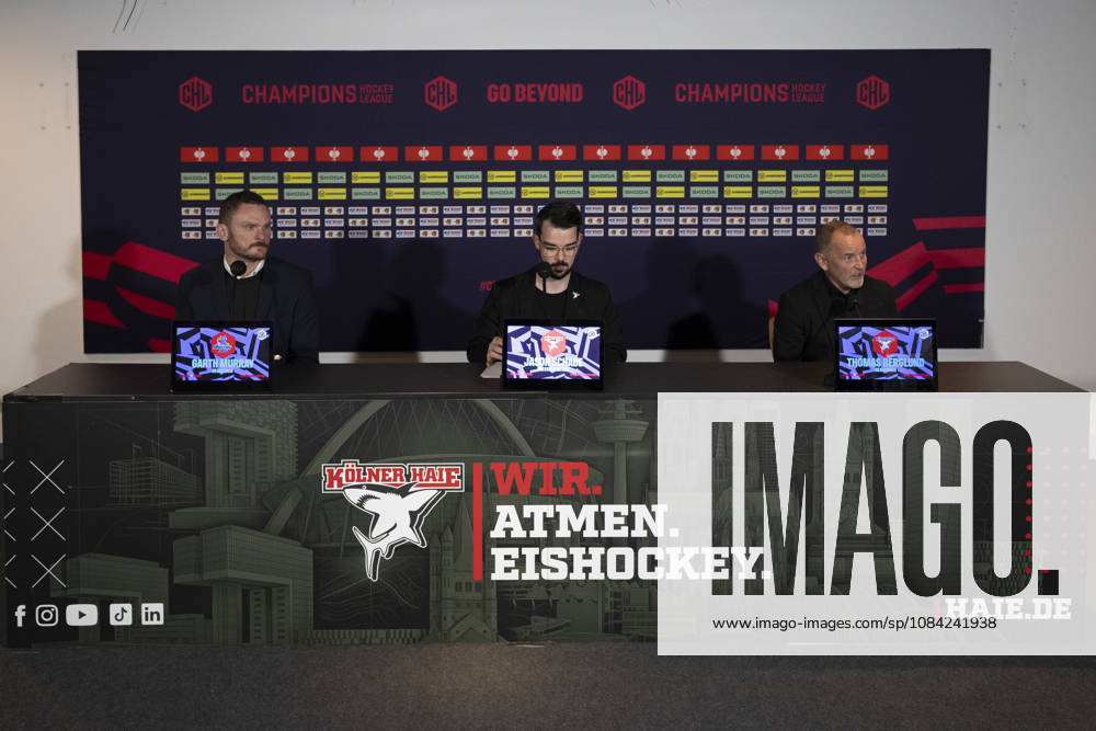 CHL Kölner Haie vs. Herning Blue Fox, Cologne, October 7, 2026: Garth Murrax (Herning Blue Fox), Head Coach Jason Schade; Thomas Berglund (Cologne Sharks), Head Coach. CHL: Cologne Sharks vs. Herning Blue Fox on October 7, 2026, at the Lanxess Arena in Cologne, Germany