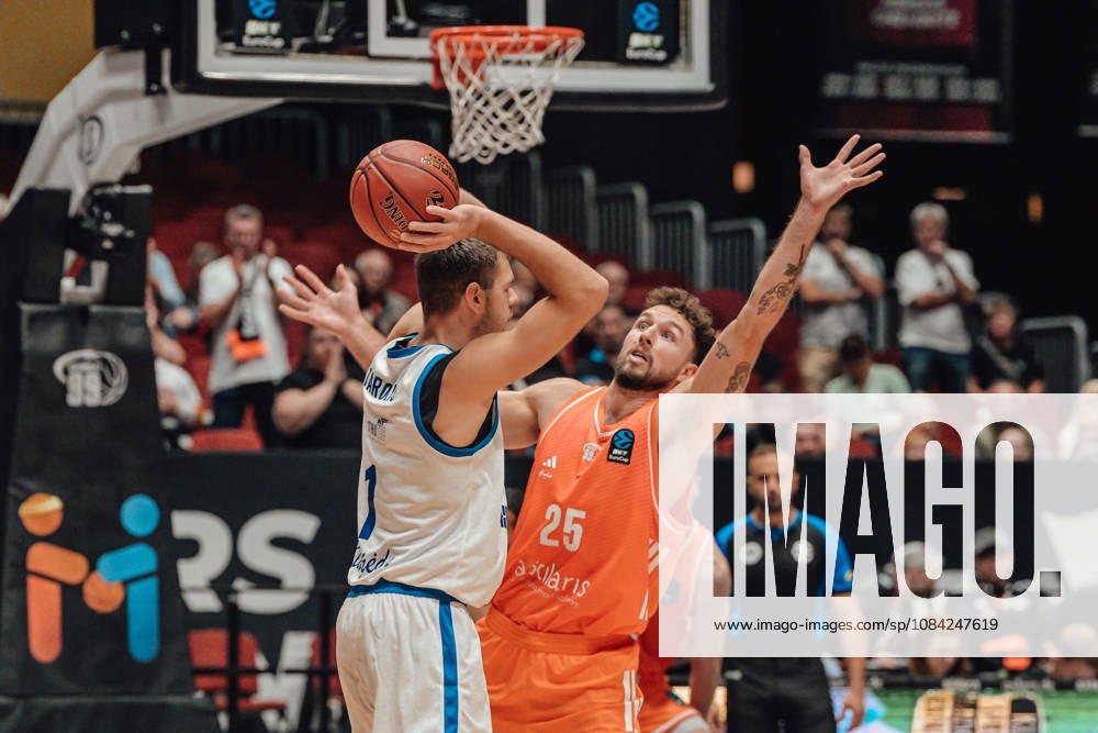 Game Day 2 of the Basketball Eurocup: Niners Chemnitz vs. Klaipedos Neptunas, October 7, 2026, starting at 7:00 p.m., Chemnitz, Chemnitz Arena. Pictured: No. 25 Ben Burnham. Eurocup Basketball Matchday 2: Niners Chemnitz vs. Klaipedos Neptunas. Chemnitz, Saxony, Germany