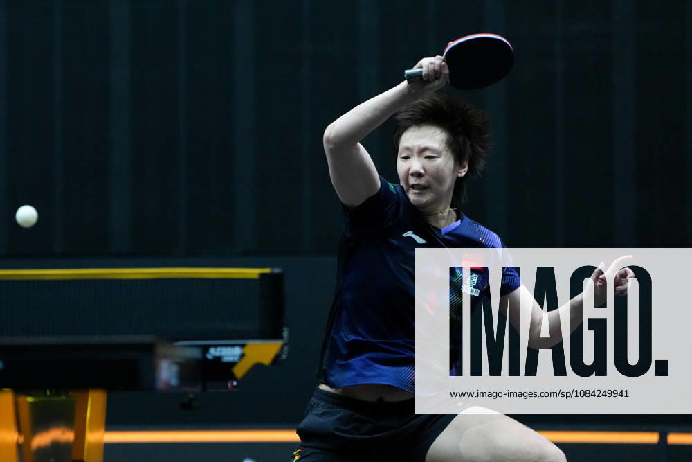 (261008) -- BEIJING, Oct. 8, 2026 -- Wang Manyu of China hits a return during the women s singles round of 16 match between Wang Manyu of China and Shi Xunyao of China at 2026 World Table tennis, Tischtennis (WTT) China Smash in Beijing, China, Oct. 8, 2026. ) (SP)CHINA-BEIJING-TABLE TENNIS-WTT-CHINA SMASH-WOMEN S SINGLES (CN) JuxHuanzong