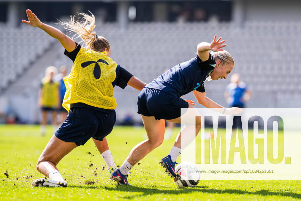 Thea Bjelde of the Norwegian women’s national soccer team during a training session on October 8, 2026 in Bucharest. Photo by Marius Simensen, BILDBYRAN. Cop 238 bbeng women FIFA Women’s World Cup qualifier soccer football Norway practice training
