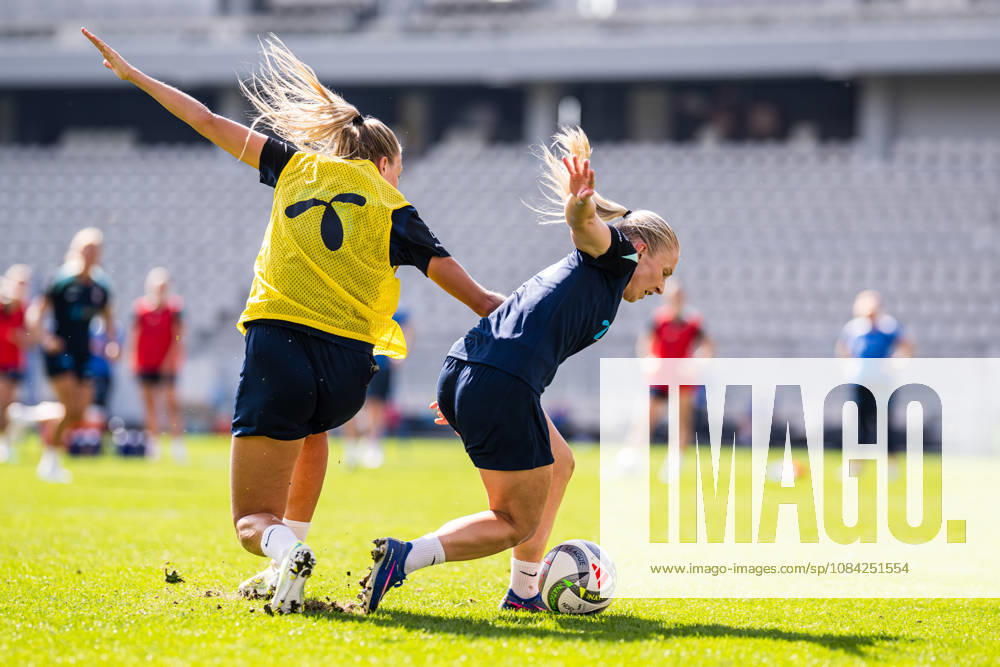 Thea Bjelde of the Norwegian women’s national soccer team during a training session on October 8, 2026 in Bucharest. Photo by Marius Simensen, BILDBYRAN. Cop 238 bbeng women FIFA Women’s World Cup qualifier soccer football Norway practice training