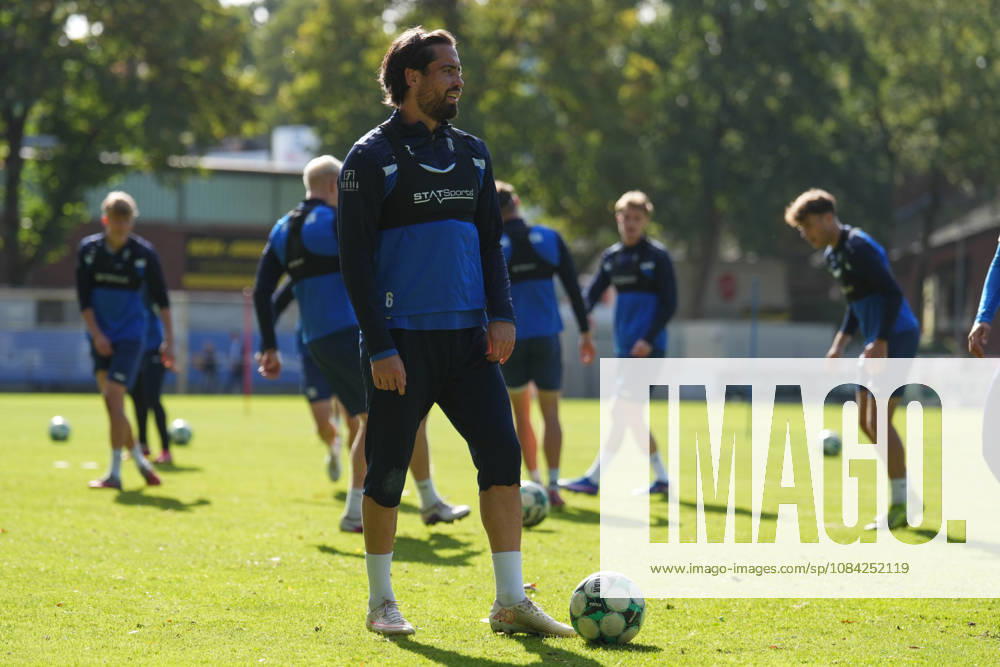 German Soccer, Training Session, 3rd Division, 2026–2027 Season, NVB Campus B, Hänsch Arena Field, SV Meppen, Thursday, October 8, 2026, Morning Training: Ersin Zehir, SV Meppen—No. 6 Can t Believe It
