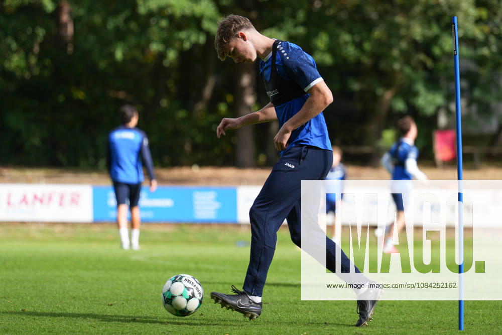German Soccer, Training Session, 3rd Division, 2026–2027 Season, NVB Campus B, Hänsch Arena Field, SV Meppen, Thursday, October 8, 2026, Morning Training: Henrik Wittrock of SV Meppen, No. 24, passes the ball