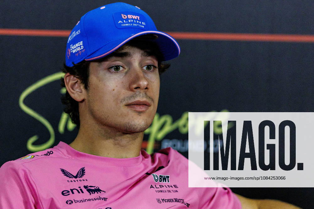 8th October 2026; Marina Bay, Singapore; Formula 1, Singapore Grand Prix, Arrival Day; Franco Colapinto (43) of Argentina and BWT Alpine Formula One Team during the press conference, PK, Pressekonferenz at the Singapore Grand Prix StephenxBlackberry