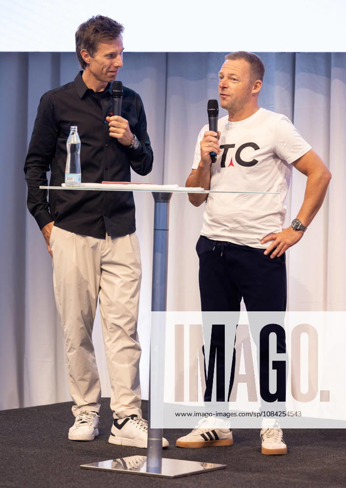 ALPINE SKIING - Atomic Media Day 2026 ALTENMARKT,AUSTRIA,08.OCT.26 - ALPINE SKIING - Atomic Media Day. Image shows presenter Christian Brugger and Juergen Graller (Atomic). GEPAxpictures xHaraldxSteiner