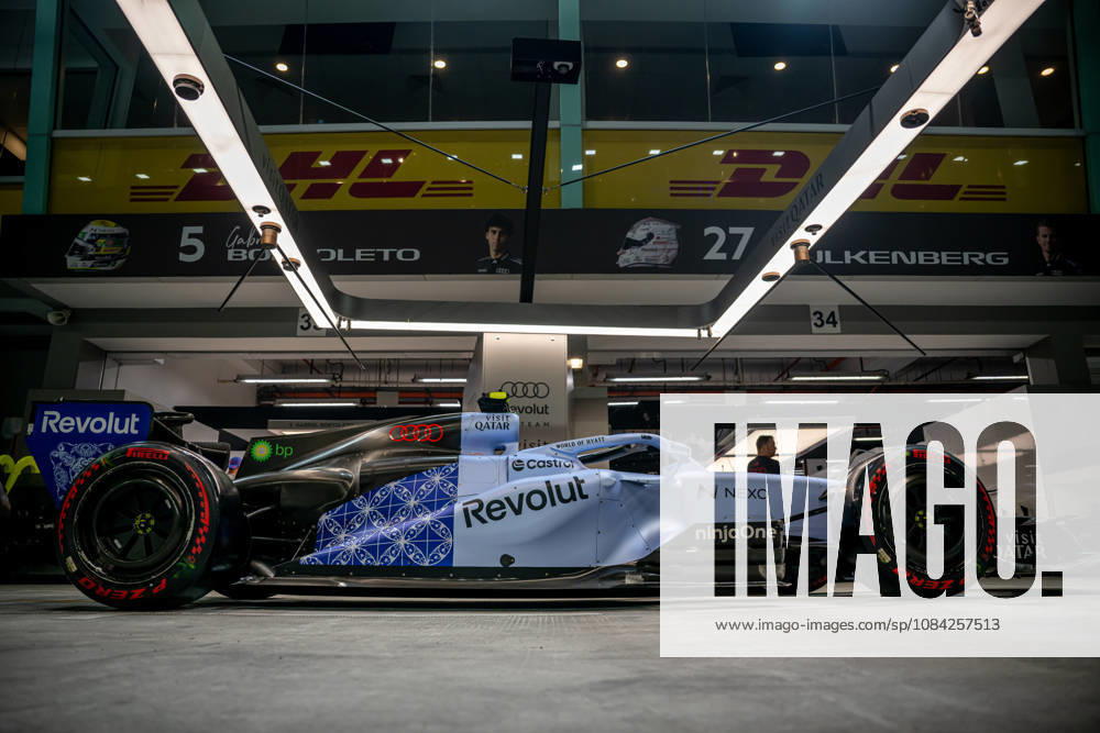 MARINA BAY, SINGAPORE: Gabriel Bortoleto, racing for the Audi Revolut F1 Team team during the 2026 Formula 1 Singapore Grand Prix at the Marina Bay Street Circuit in Marina Bay, Singapore