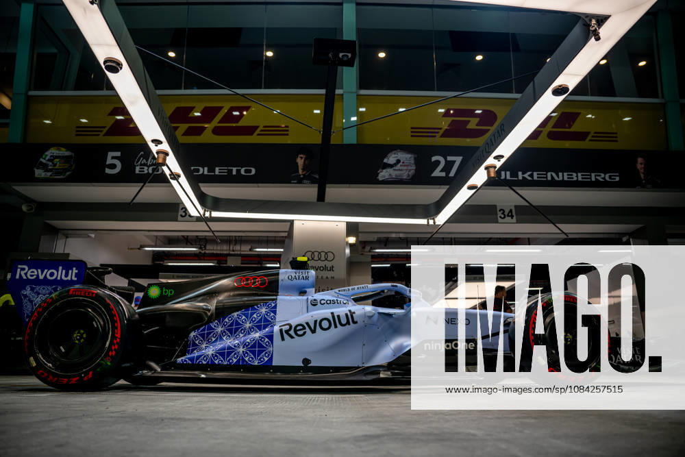 MARINA BAY, SINGAPORE: Gabriel Bortoleto, racing for the Audi Revolut F1 Team team during the 2026 Formula 1 Singapore Grand Prix at the Marina Bay Street Circuit in Marina Bay, Singapore
