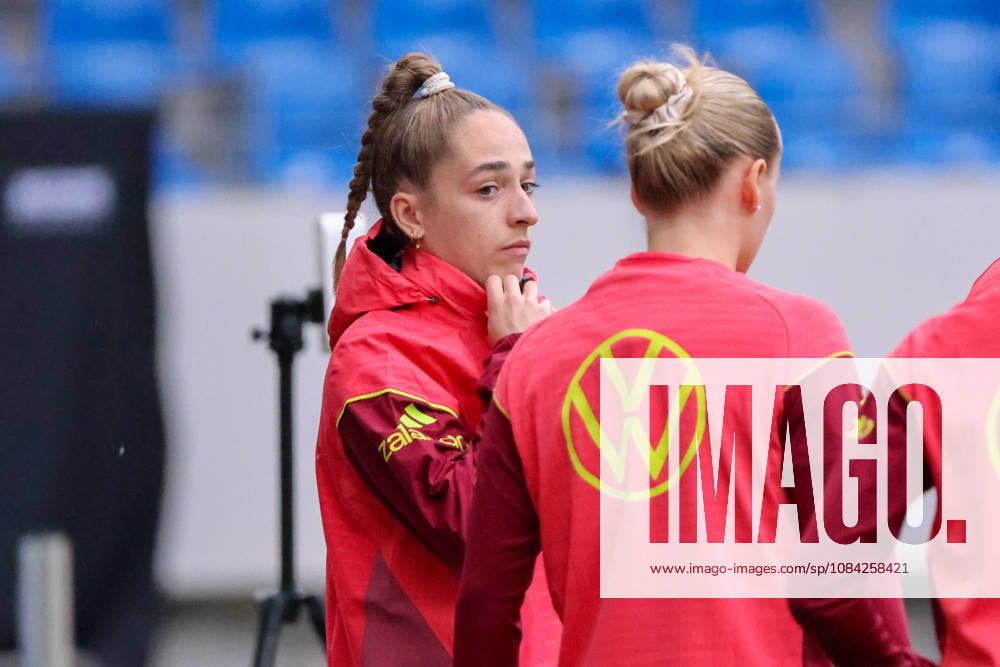 German Women s National Soccer Team Final Training Session Friendly Match: Germany vs. Australia Pictured: Sophia Kleinherne, Germany