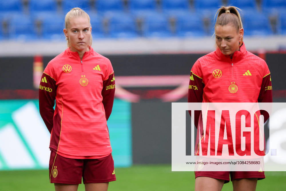 German Women s National Soccer Team: Final Training Session for the Friendly Match Between Germany and Australia. Pictured, from left: Janina Minge (Germany) and Sarai Linder (Germany)