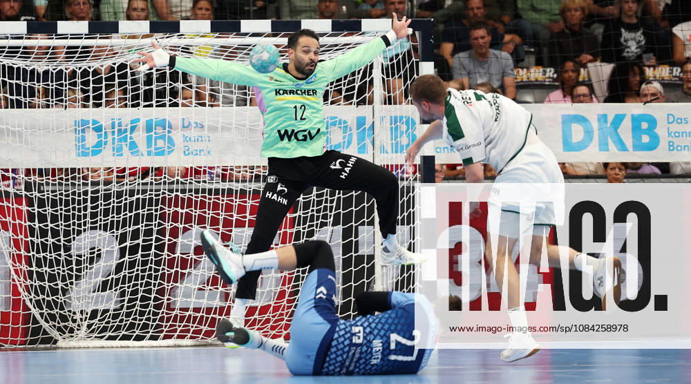 TVB Stuttgart vs. HSG Wetzlar handball game; from left: Mohamed Essam Moustafa El Tayar (TVB), Dominik Mappes (Wetzlar); right