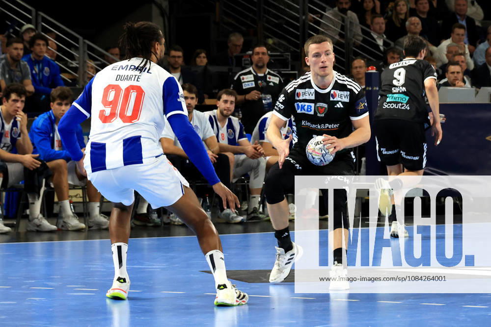 GER Germany, Handball, EHF Champions League, October 8, 2026, 2026–2027 season, Berlin, Füchse Berlin vs. FC Porto, Nils Lichtlein (Füchse Berlin) 17, GILBERTO DUARTE (FC Porto) 90, nordphoto GmbH, Engler Berlin, Max Schmeling Halle, Berlin, Germany