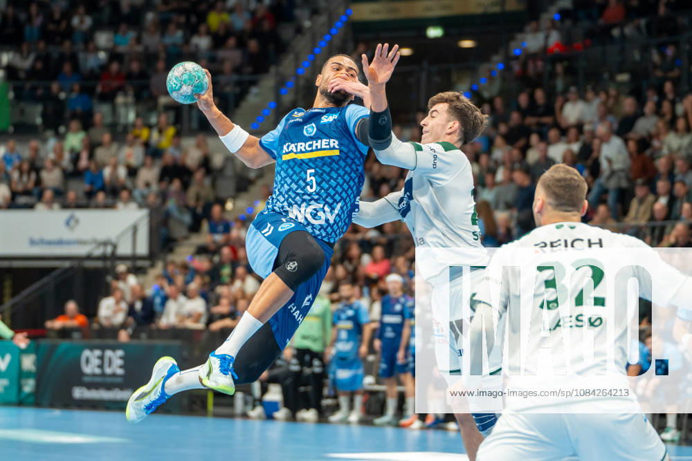 Handball I Men I 2026–2027 Season I Bundesliga I Matchday 8 I TVB Stuttgart vs. HSG Wetzlar I October 8, 2026 Philipp Ahouansou 5, TVB Stuttgart’s shot defended by Marti Soler Biescas 23, HSG Wetzlar with a hand in his face; foul by Stuttgart; Porsche Arena, Baden-Württemberg, Germany