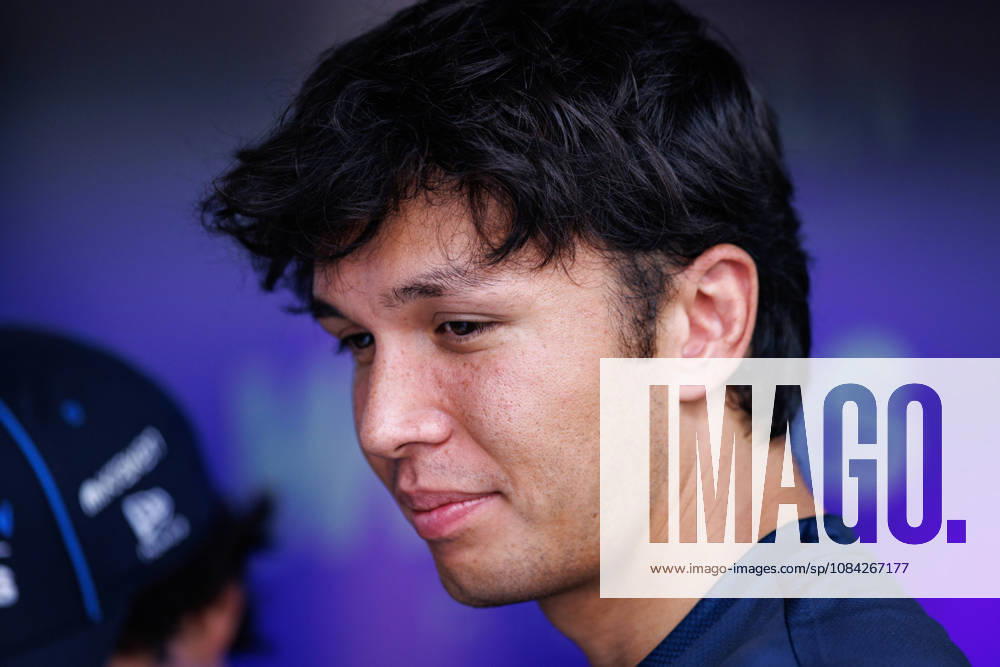 Alexander Albon of Thailand and the Atlassian Williams F1 Team in the paddock ahead of the F1 Grand Prix of Singapore at the Marina Bay Street Circuit. Singapore Singapore - ZUMAs197 20261008_aaa_s197_174