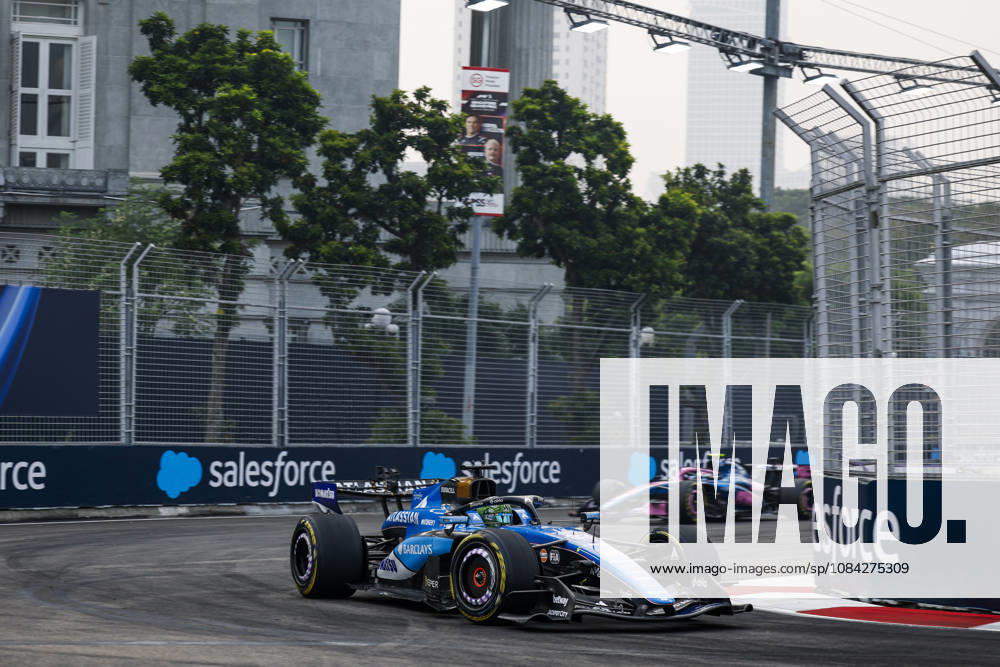F1 - SINGAPORE GRAND PRIX 2026 23 ALBON Alexander (tha), Williams F1 Team FW48, action during the 2026 Formula 1 Singapore Grand Prix, 17th round of the 2026 Formula One World Championship, WM, Weltmeisterschaft from October 9 to 11, 2026 on the Marina Bay Street Circuit, in Singapore, Singapore - SingaporeSingapore