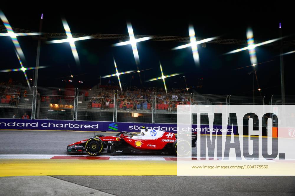 44 HAMILTON Lewis (GBR), Scuderia Ferrari SF 26, action F1 GP 17 Singapore 2026 F1 GP 17 Singapore 2026 ALONSO Fernando (SPA), Aston Martin F1 Team Honda AMR26, portrait F1 GP 17 Singapore 2026 Singapore