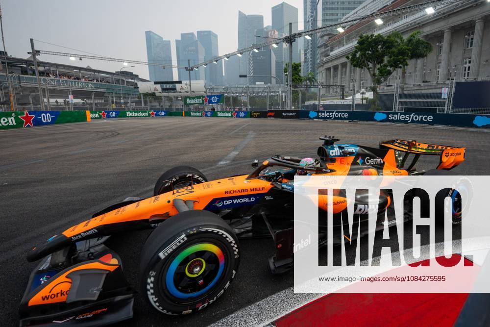 Oscar Piastri (AUS) (McLaren Mastercard F1 Team) during free practice 1 of the Formula 1 Singapore Grand Prix 2026 at the Marina Bay Street Circuit. F1 2026: (Free Practice 1) Singapore Grand Prix In Singapore, Singapore - 09 Oct 2026 - ZUMAs197 20261009_aaa_s197_058