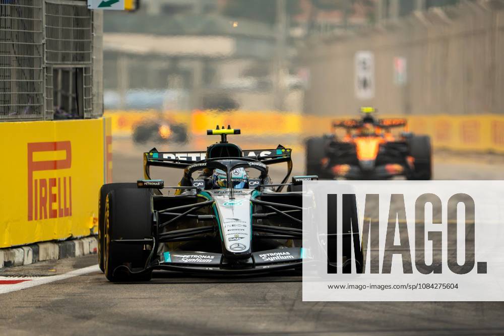 Andrea Kimi Antonelli (ITA) (Mercedes-AMG Petronas F1 Team) during free practice 1 of the Formula 1 Singapore Grand Prix 2026 at the Marina Bay Street Circuit. Singapore Singapore - ZUMAs197 20261009_aaa_s197_066