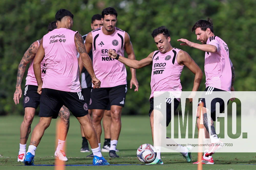 FORT LAUDERDALE, FL - OCTOBER 09: Inter Miami CF forward Lionel Messi (10)(R), defender Sergio Reguilon (3), and defender Gonzalo Lujan (2) are seen during an Inter Miami Training Session at Florida Blue Training Center on October 09, 2026 in Fort Lauderdale, Florida.(Photo by Chris Arjoon Icon Sportswire). SOCCER: OCT 09 Inter Miami CF Training Icon2610090000010