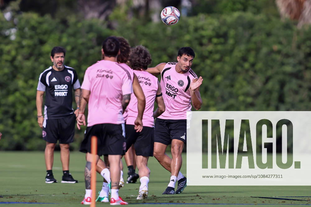 FORT LAUDERDALE, FL - OCTOBER 09: Inter Miami CF defender Gonzalo Lujan (2) heads a ball during an Inter Miami Training Session at Florida Blue Training Center on October 09, 2026 in Fort Lauderdale, Florida.(Photo by Chris Arjoon Icon Sportswire). SOCCER: OCT 09 Inter Miami CF Training Icon2610090000015