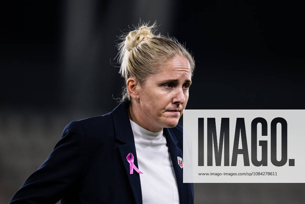 Norway’s head coach Gemma Grainger ahead of the FIFA Women’s World Cup qualifying match between Romania and Norway on October 9, 2026 in Bucharest. Photo by Marius Simensen, BILDBYRAN COP 238 bbeng women s FIFA World Cup qualifiers soccer football international match Norway Romania