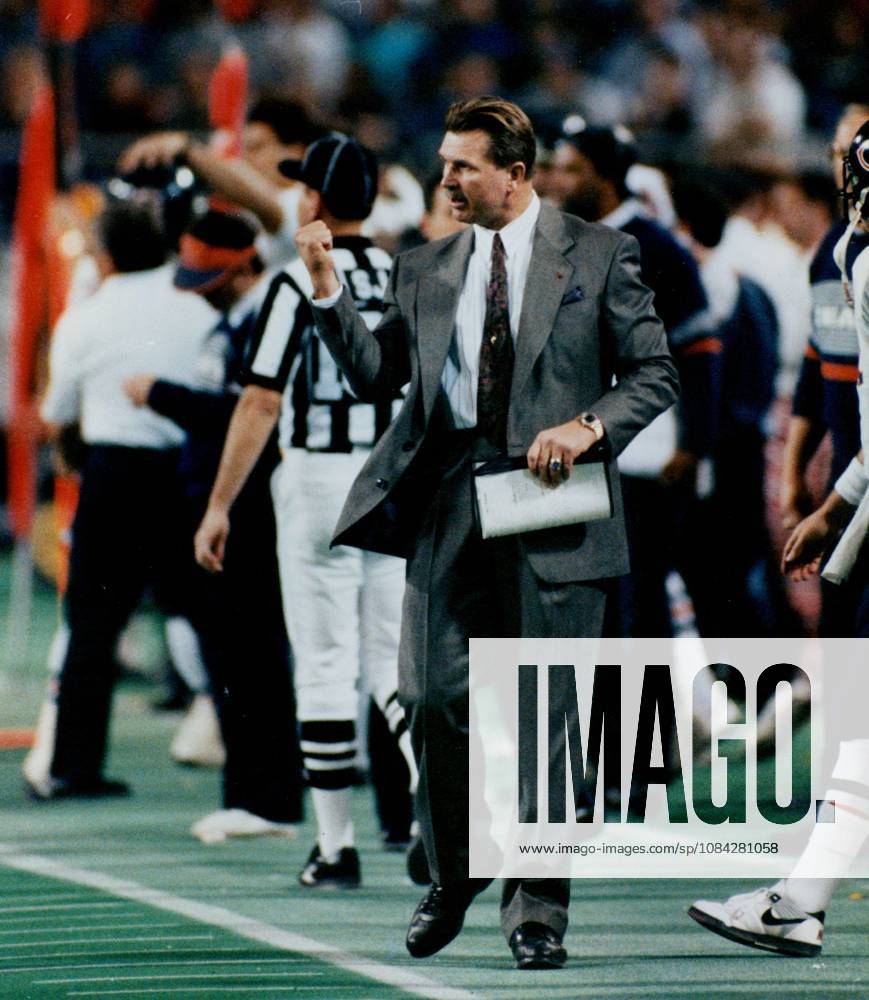 Coach mike Ditka s Chicago bears, led by running back N. Anderson, have done away with the hype and concentrated on the basics. , Minneapolis Star Tribune U.S. - ZUMAm42_ 19901122_pnj_m67_001