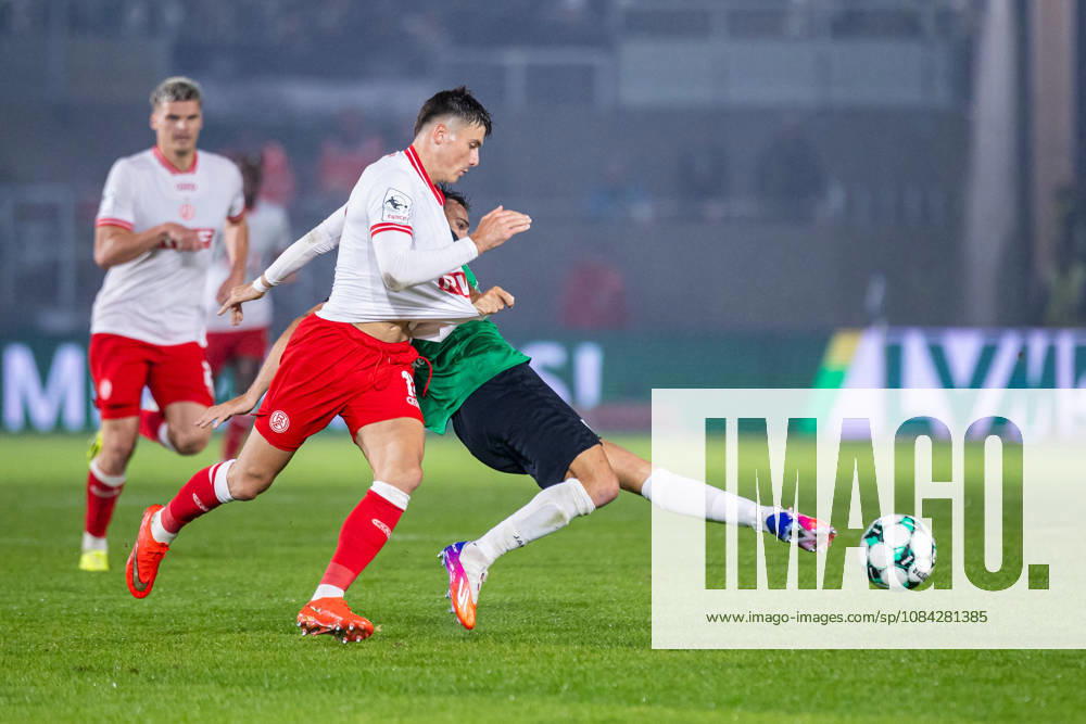L R Semir Telalovic, Rot-Weiss Essen, No. 17, in a tackle with Romario Roesch, SC Preussen Münster, No. 43, GER, SC Preussen Münster vs. Rot-Weiss Essen, Soccer, 3rd Division, Matchday 8, 2026–2027 Season, October 9, 2026 DFL regulations prohibit any use of photographs as image sequences and or quasi-video GER, SC Preussen Münster vs. Rot-Weiss Essen, soccer, 3rd League, Matchday 8, 2026–2027 season, October 9, 2026, Münster