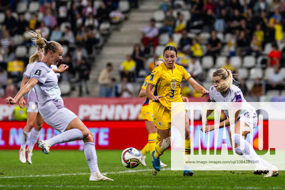 Frida Maanum of Norway scores the 0–2 goal during the FIFA Women’s World Cup Qualifier soccer match between Romania and Norway on October 9, 2026 in Bucharest. Photo by Marius Simensen. BILDBYRAN COP 238 bbeng women s FIFA World Cup qualifiers soccer football international match Norway Romania