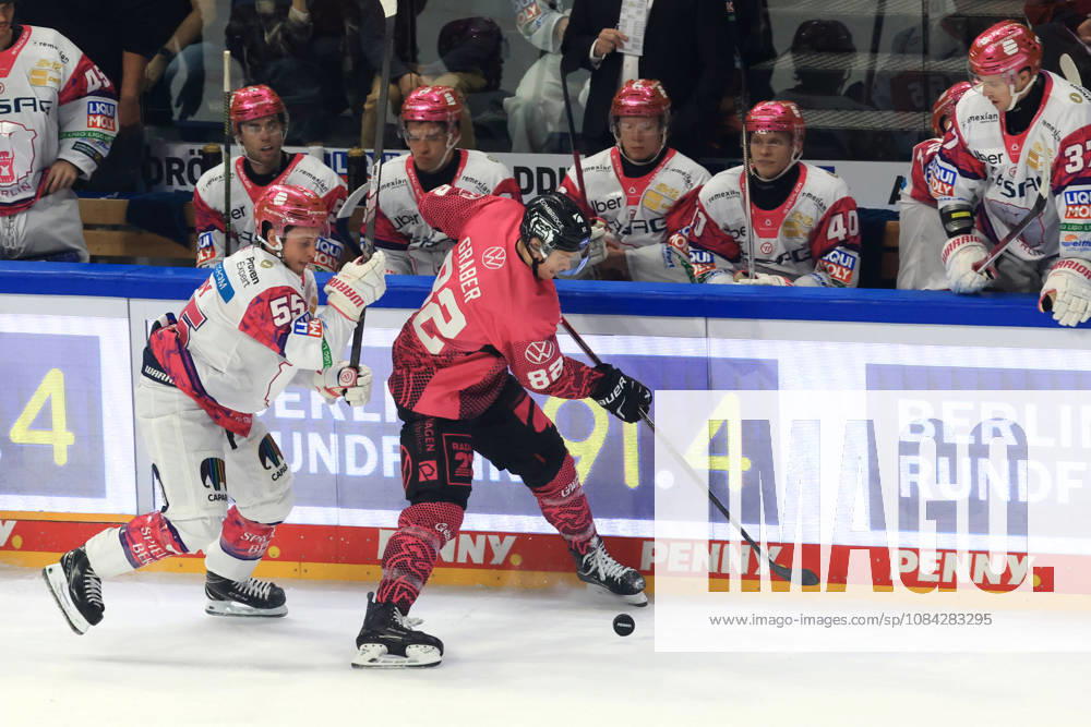 DEU, GER, Ice Hockey, Match Day, 2026–27 Season, Berlin, Eisbären Berlin vs. Grizzly Wolfsburg, Jean Luc Foudy, Eisbären Berlin 55, Will Graber, Grizzly Wolfsburg 82, nordphoto GmbH, Engler, City, Über Arena, Federal State, Country