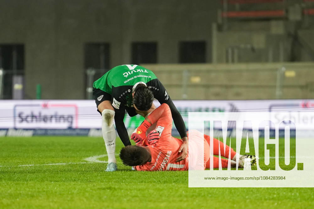 Germany 3rd Division 2026–2027, Matchday 8: SC Preußen Münster vs. Rot-Weiß Essen, Friday, October 9, 2026, LVM Preußenstadion, Münster, North Rhine-Westphalia, Germany; Injury: Morten Behrens (SC Preußen Münster), 1; Antonio Tikvic (SC Preußen Münster), 4