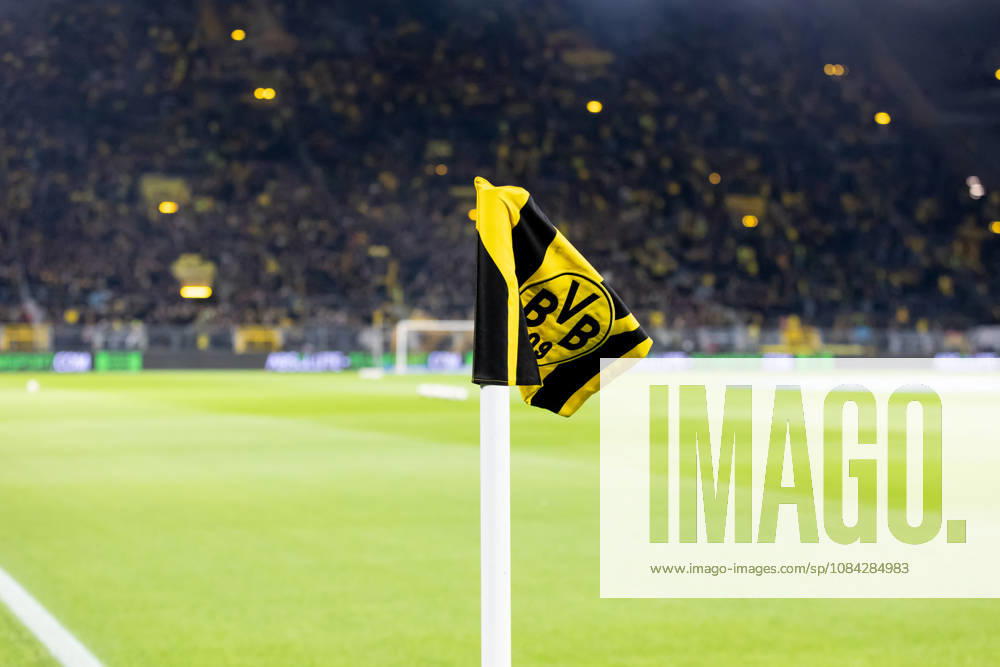 Dortmund, Germany October 9, 2026 Bundesliga 2026–2027 Matchday 5: Borussia Dortmund vs. SV Werder Bremen Pictured: Corner flag at Signal Iduna Park before the game. DFL and DFB regulations prohibit any use of photographs as image sequences and or quasi-video. Signal Iduna Park, North Rhine-Westphalia