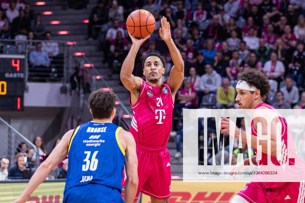 EasyCredit Basketball Bundesliga, Telekom Baskets Bonn vs. Science City Jena, October 9, 2026 – Joel Aminu’s three-pointer – Telekom Baskets Bonn 21 – easyCredit Basketball Bundesliga, Telekom Baskets Bonn vs. Science City Jena, October 9, 2026, Telekom Dome Bonn