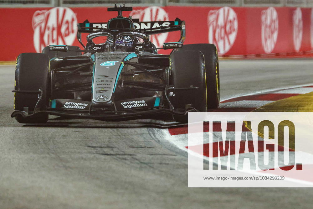 FORMULE 1 : Grand Prix de Singapour - 09 10 2026 63 George Russell (GBR) Mercedes-AMG PETRONAS Formula One Team (DEU) Mercedes-AMG F1 W17 E Performance, during the 2026 Formula Singapore Grand Prix, 17th round of the 2026 Formula 1 World Championship, WM, Weltmeisterschaft taking place from October 09 to 11, 2026 on the Marina Bay Street circuit, in Singapore (SGP) Copyright Philippe Nanchino MPS Agency SINGAPORESingapore
