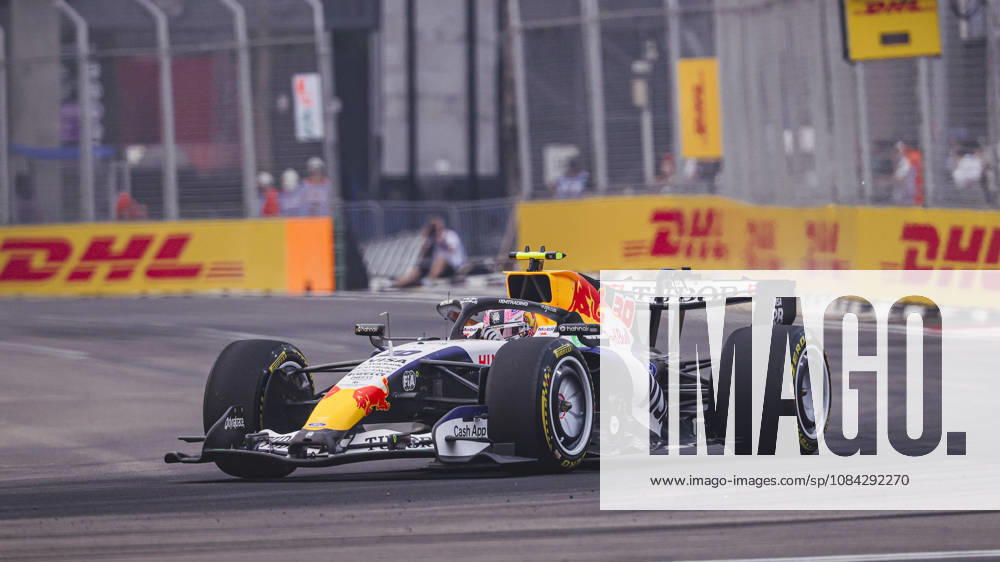 LIAM LAWSON of Visa Cash App Racing Bulls sets the 10th-fastest lap time during FP1 of the 2026 Formula 1 Singapore Grand Prix at Marina Bay Street Circuit in Singapore. Singapore Singapore - ZUMAh201 20261009_zsp_h201_027
