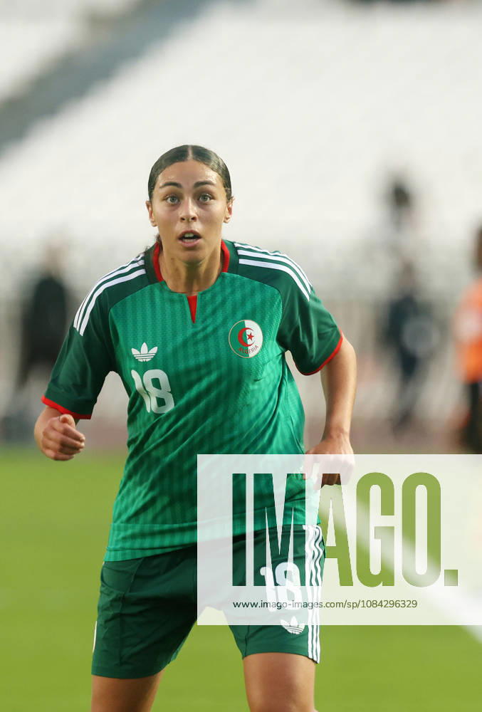 Algerie vs Republique centrafricaine feminine (Qualifications JO Bekhaled Sofia Joueuse d Algerie reagit, lors du match Algerie contre Republique centrafricaine feminine, Qualifications JO Los Angeles 2028, au Stade de 5 Juillet a Alger, en Algerie, le 09 Octobre 2026 (Photo By Billel Bensalem APPImages) Alger Algerie