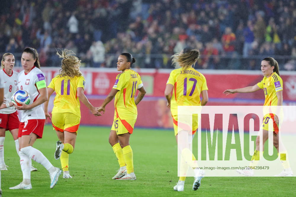 SOCCER WOMEN UEFA BELGIUM VS SCOTLAND Belgian players celebrating the goal of Elena Dhont (13) of Belgium (1-0) during a women football game between the national teams of Belgium , called the Red Flames , and Poland on Round 1 of Play Offs, first leg of the 2026-27 UEFA Women s European Qualifiers competition , on Saturday 9 October 2026 in Leuven , BELGIUM . PHOTO SPORTPIX Sevil OKTEM Leuven Den Dreef BELGIUM