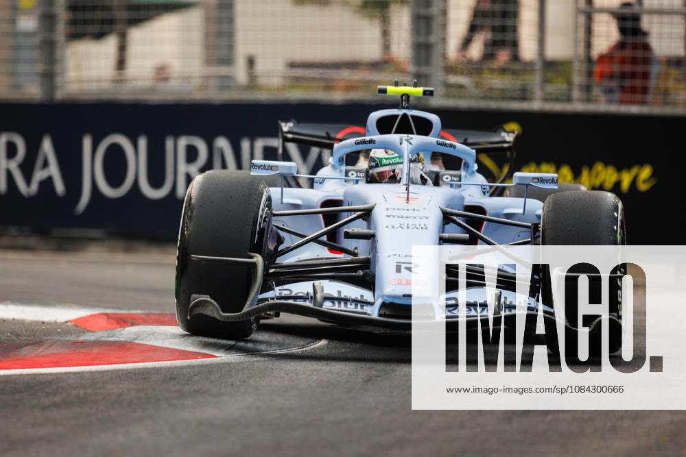 Gabriel Bortoleto of Brazil drives the (5) Audi Revolut F1 Team R26 during practice session one ahead of the F1 Grand Prix of Singapore at the Marina Bay Street Circuit. Formula 1, Singapore Grand Prix 2026, Friday Practice 1 - 09 Oct 2026 - ZUMAs197 20261009_aaa_s197_292
