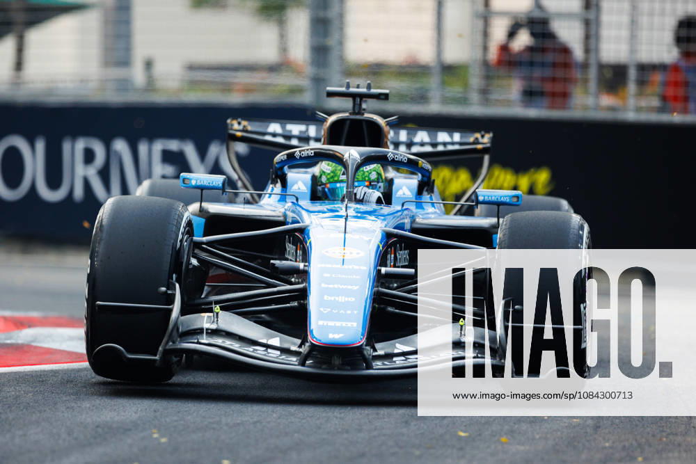 Alexander Albon of Thailand drives the (23) Atlassian Williams F1 Team FW48 during practice session one ahead of the F1 Grand Prix of Singapore at the Marina Bay Street Circuit. Formula 1, Singapore Grand Prix 2026, Friday Practice 1 - 09 Oct 2026 - ZUMAs197 20261009_aaa_s197_294